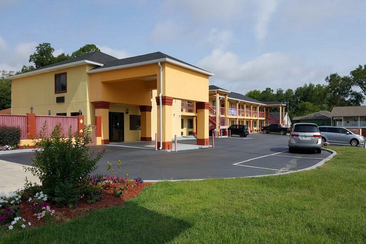 Budget Inn & Suites 호킨스빌 외부 사진